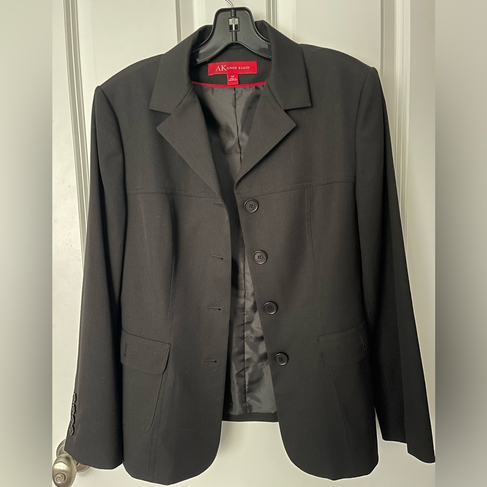 Anne Klein | Black Blazer | Button Pockets | Satin Lining / Red Trim
